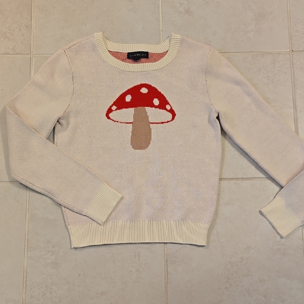 Women's Size Large Cream Sweater with Mushroom Design
